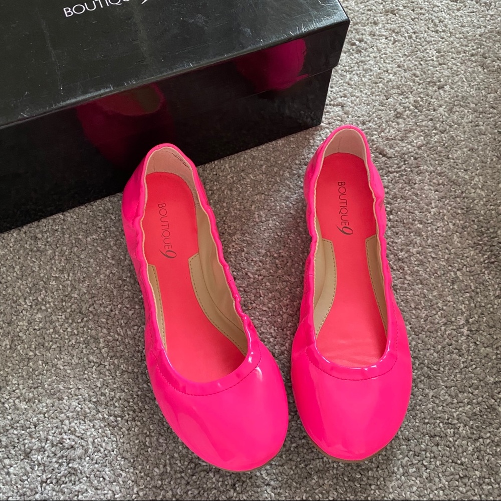 Cute Boutique 9 flat shoes NWT